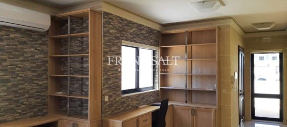 1 bedroom Penthouse in Marsalforn, Malta No. 5838 3