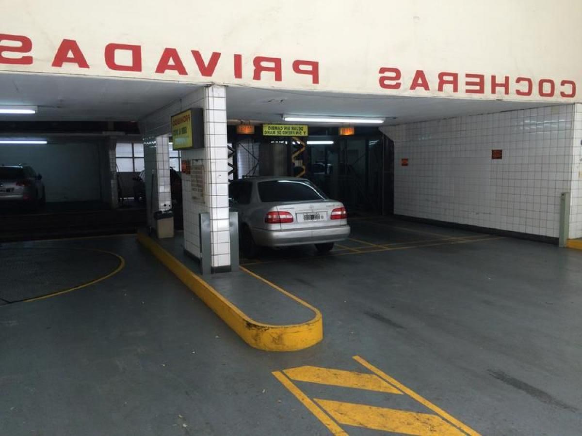  مستودع في Buenos Aires, Argentina 14متر مربع رقم 104092