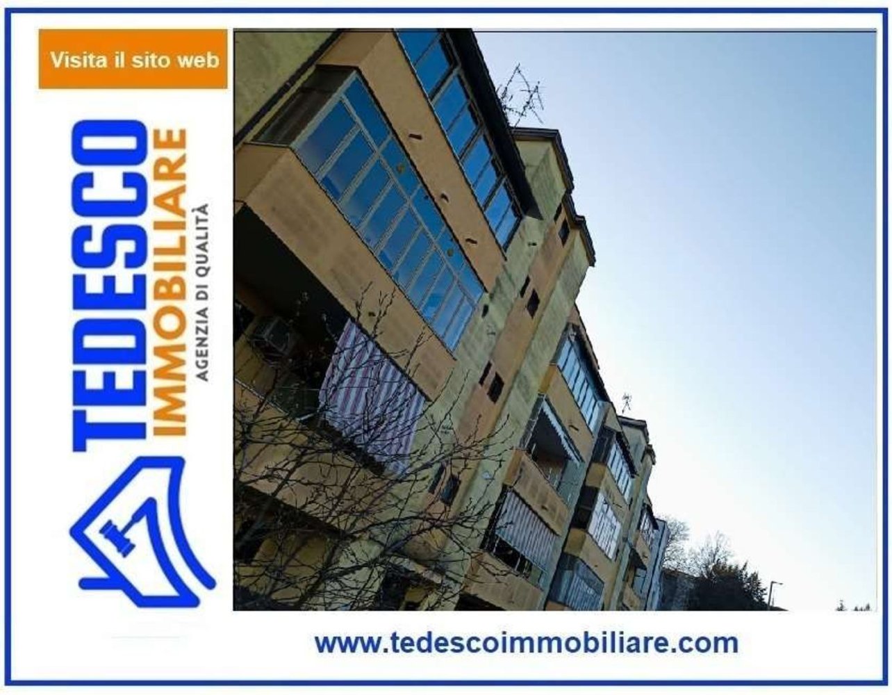 3 rooms Apartment in Benevento, Italy No. 228801