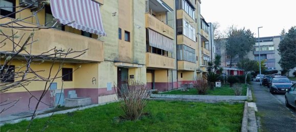 3 rooms Apartment in Benevento, Italy No. 228801 8