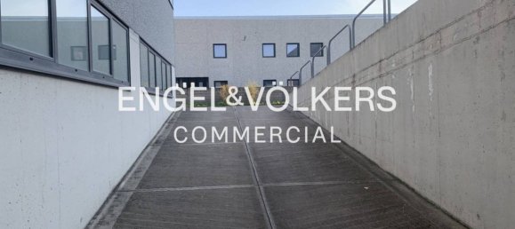 5-Zimmer Lagerhaus in Varedo, Italy, Nr. 114299 11