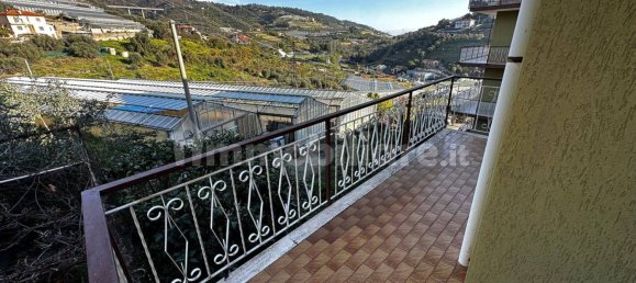 1 bedroom Apartment in Santo Stefano al Mare, Italy No. 151438 2