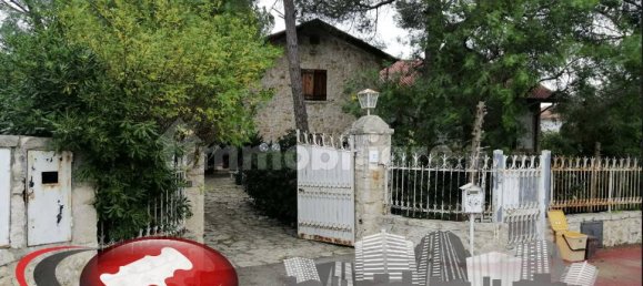 3-Zimmer Gewerbliche Immobilie in Viareggio, Italy, Nr. 270793 31