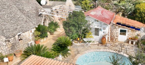 Casa de 3 habitaciónes en Monopoli, Italy No. 23697 2