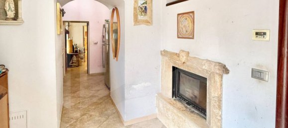 Casa de 3 habitaciónes en Monopoli, Italy No. 23697 12