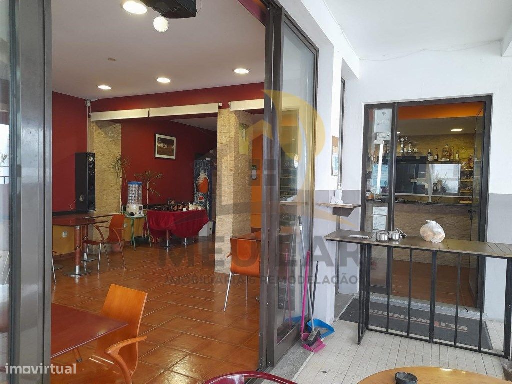 210m² Commercial property in Viana do Castelo, Portugal No. 334688
