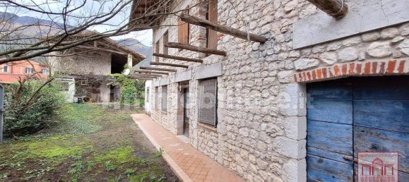 12 chambres Villa à Pordenone, Italy No. 118554 2