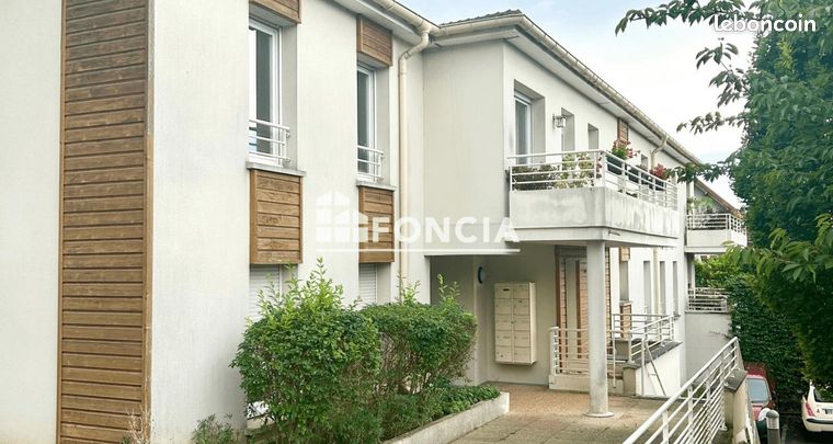 Квартира с 2 спальнями в Кормей-ан-Паризи, Франция № 361369