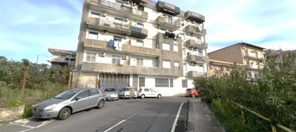 4 rooms Apartment in Misterbianco, Italy No. 217380 2