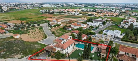 4 غرف نوم منزل في Strovolos, Cyprus رقم 6960 2