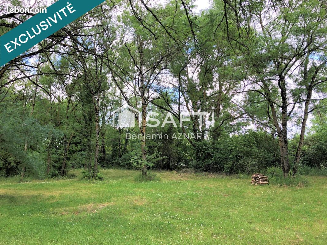 2385m² Land in Haute-Garonne, France No. 82634