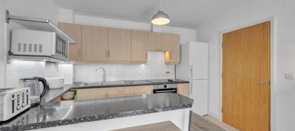 2 bedrooms Apartment in London, United Kingdom No. 7867 16