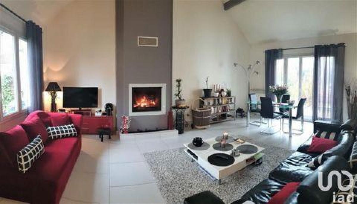 3 bedrooms House in Longjumeau, France No. 28970