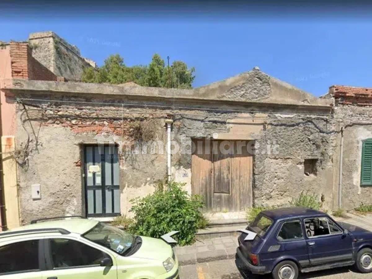 1 غرف نوم شقة في Milazzo, Italy رقم 224312