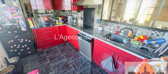 3 bedrooms House in Auneuil, France No. 54152 13