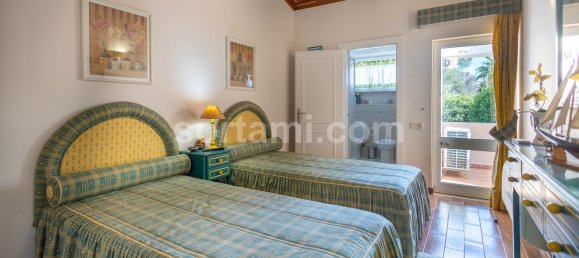 3 Schlafzimmer Haus in Quarteira, Portugal, Nr. 136279 4
