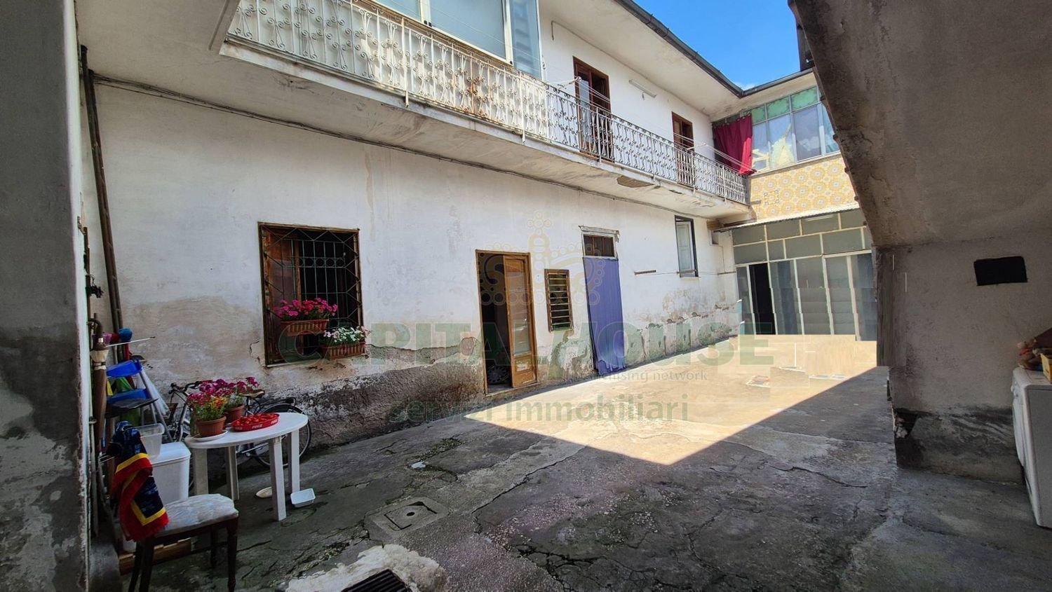 6 rooms House in Macerata Campania, Italy No. 278880