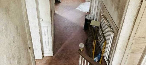 4 bedrooms House in Pierrefonds, France No. 226950 12