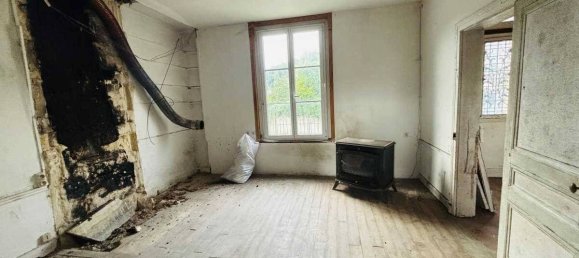 4 bedrooms House in Pierrefonds, France No. 226950 5