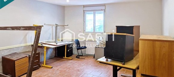 Gewerbliche Immobilie in Bohain-en-Vermandois, France 1200m², Nr. 63288 3