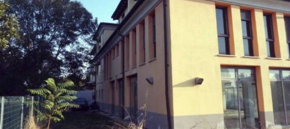 Propiedad comercial en Gonzaga, Italy 254 m² No. 265661 2