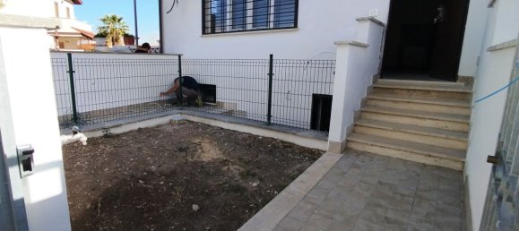 Apartamento de 4 habitaciónes en Ardea, Italy No. 228159 5