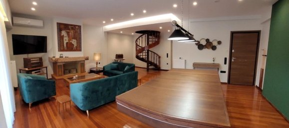 Офис с 4 комнатами в Афины, Центральные Афины, Аттика, Греция № 3385 3