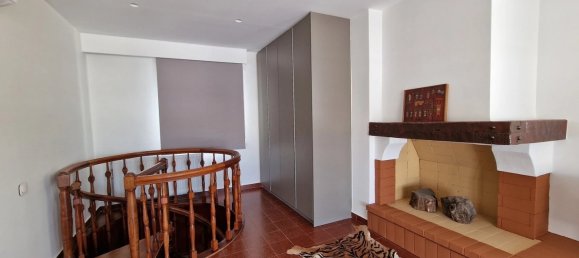 Офис с 4 комнатами в Афины, Центральные Афины, Аттика, Греция № 3385 5
