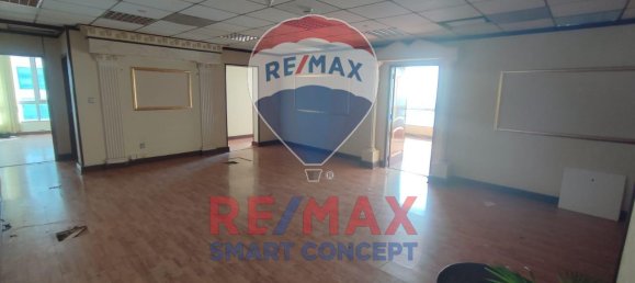 180m² Office in Al Khalidiya, UAE No. 23231 6