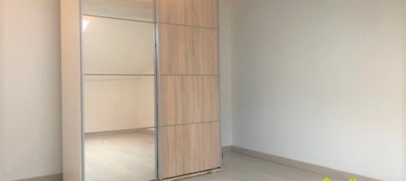 2 bedrooms Apartment in Preny, France No. 257991 9