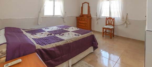 Villa de 4 dormitorios en La Marina, Spain No. 177080 6