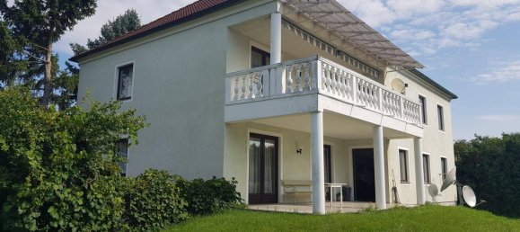 8غرفة فيلا في Grafenegg, Austria رقم 92133 37