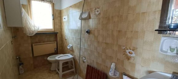 2-Zimmer Wohnung in Carpineti, Italy, Nr. 158126 10