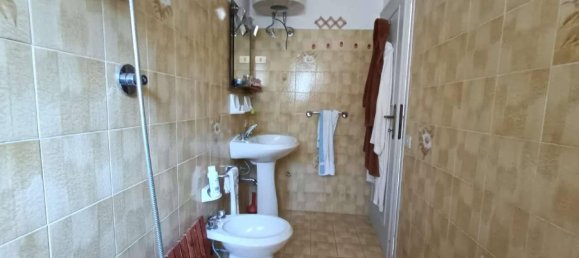 2-Zimmer Wohnung in Carpineti, Italy, Nr. 158126 11