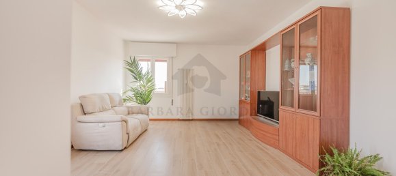 6 rooms Apartment in Venice, Italy No. 54805 2