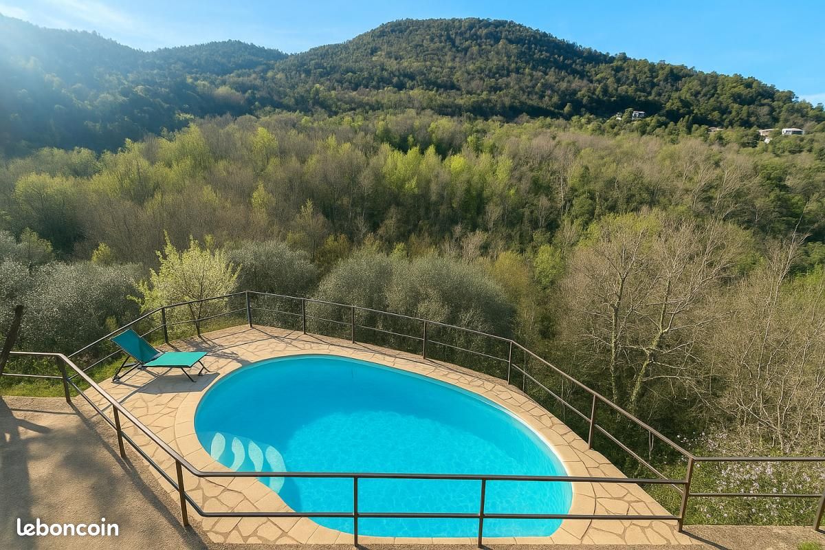 4 bedrooms Villa in Alpes-Maritimes, France No. 343382