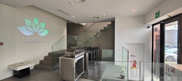 800m² Building in Lisbon, Portugal No. 11567 9