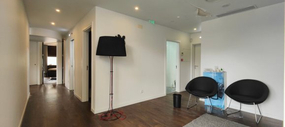 800m² Building in Lisbon, Portugal No. 11567 23