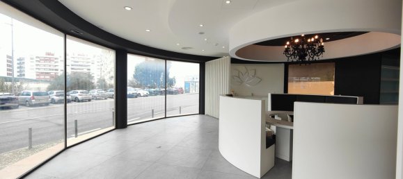 800m² Building in Lisbon, Portugal No. 11567 15