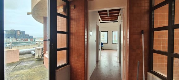 800m² Building in Lisbon, Portugal No. 11567 43