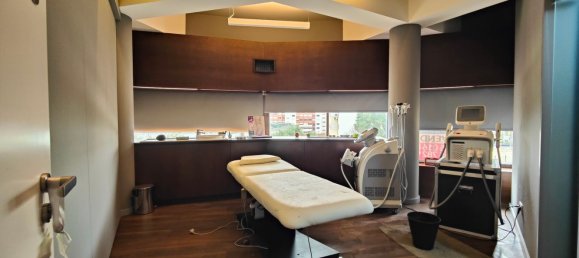 800m² Building in Lisbon, Portugal No. 11567 35