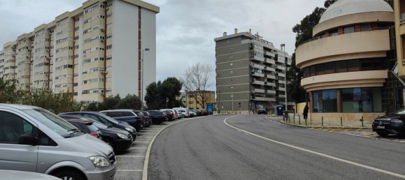 800m² Building in Lisbon, Portugal No. 11567 6