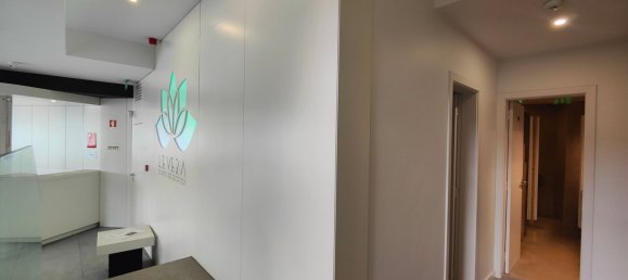 800m² Building in Lisbon, Portugal No. 11567 17