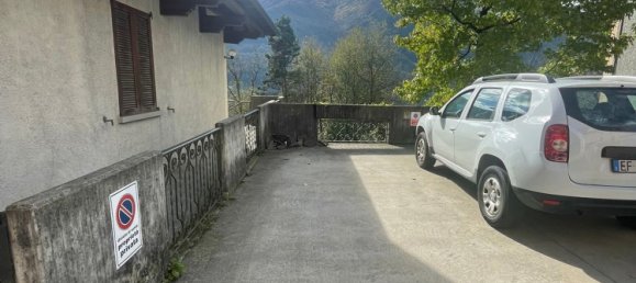 Propriété commerciale à Val Brembilla, Italy 179m² No. 66325 14