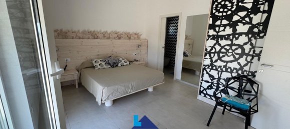 Вилла с 3 комнатами в Racale, Италия № 298721 9