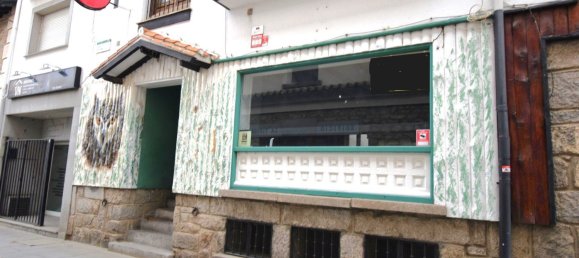 Propriété commerciale à El Espinar, Spain 240m² No. 32999 4