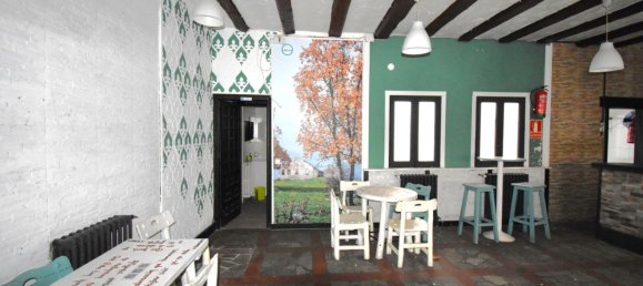 Propriété commerciale à El Espinar, Spain 240m² No. 32999 9