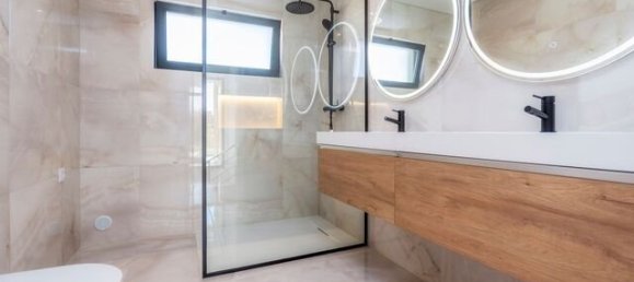 4 bedrooms Villa in Quarteira, Portugal No. 114201 21