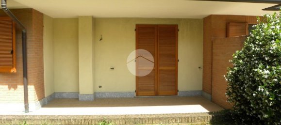 Вилла с 4 комнатами в Вимеркате, Италия № 161036 7