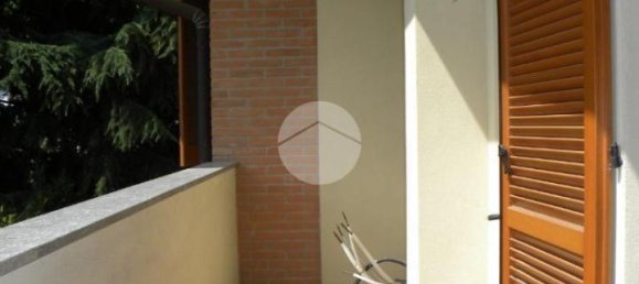 Вилла с 4 комнатами в Вимеркате, Италия № 161036 10